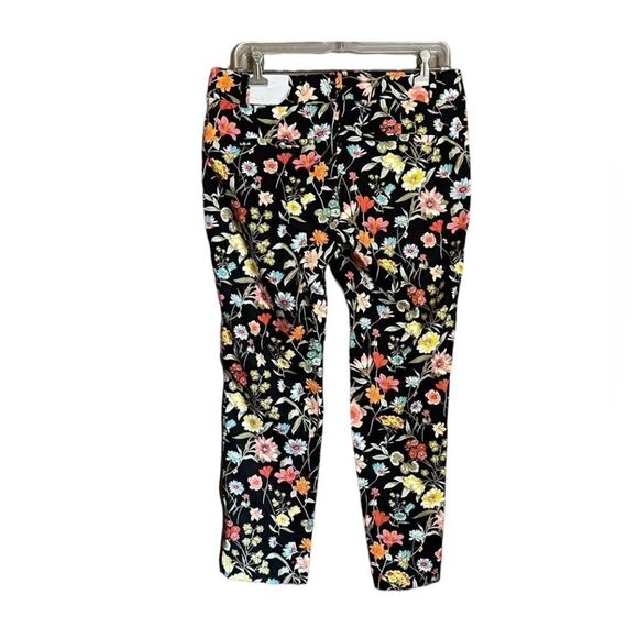 NWT! Loft floral patterned riviera pants - Picture 14 of 14